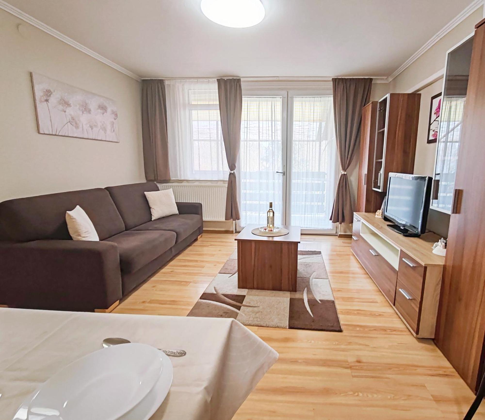 To Apartman Gunarasfuerdo Dombóvár Szoba fotó
